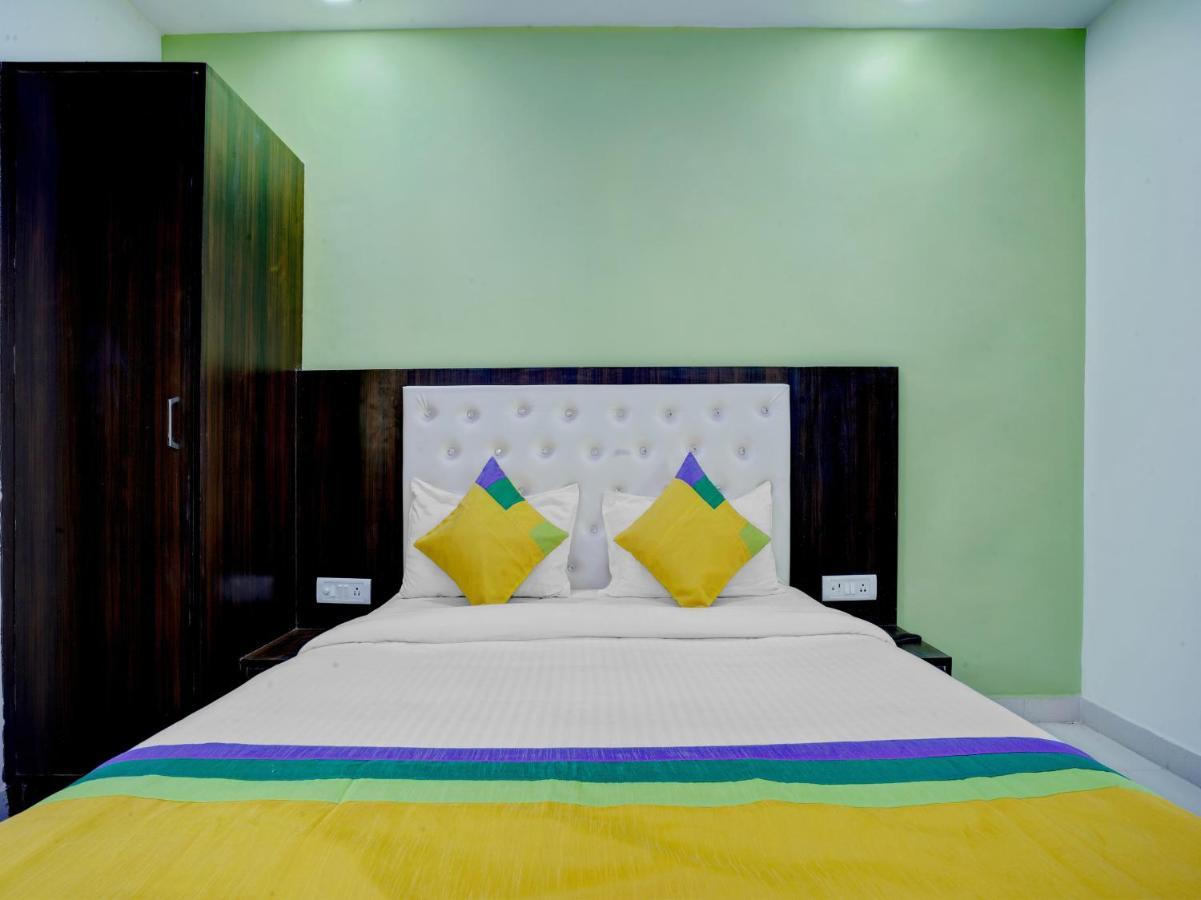 Hotel The Orient Tree, Agra Агра Экстерьер фото