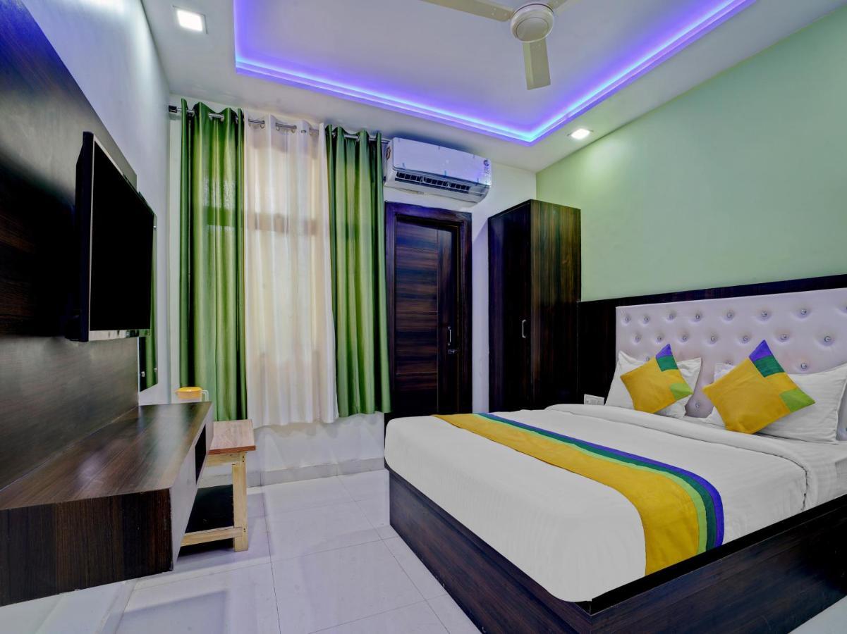 Hotel The Orient Tree, Agra Агра Экстерьер фото