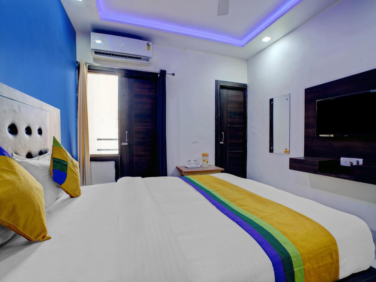 Hotel The Orient Tree, Agra Агра Экстерьер фото