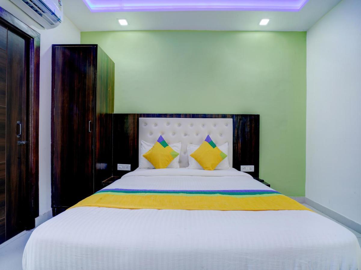 Hotel The Orient Tree, Agra Агра Экстерьер фото