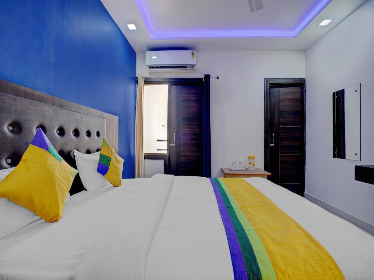 Hotel The Orient Tree, Agra Агра Экстерьер фото