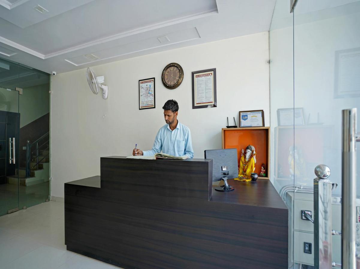 Hotel The Orient Tree, Agra Агра Экстерьер фото