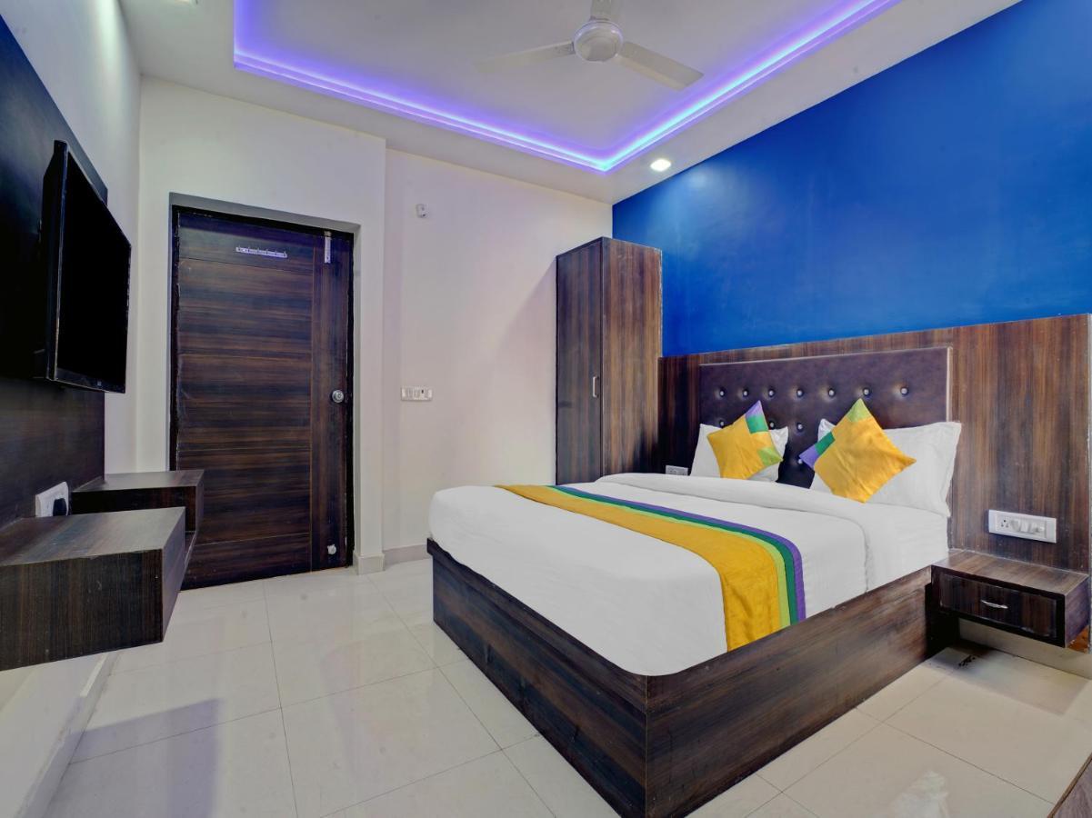 Hotel The Orient Tree, Agra Агра Экстерьер фото